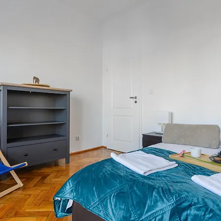 Shortstaypoland Plac Konstytucji ורשה